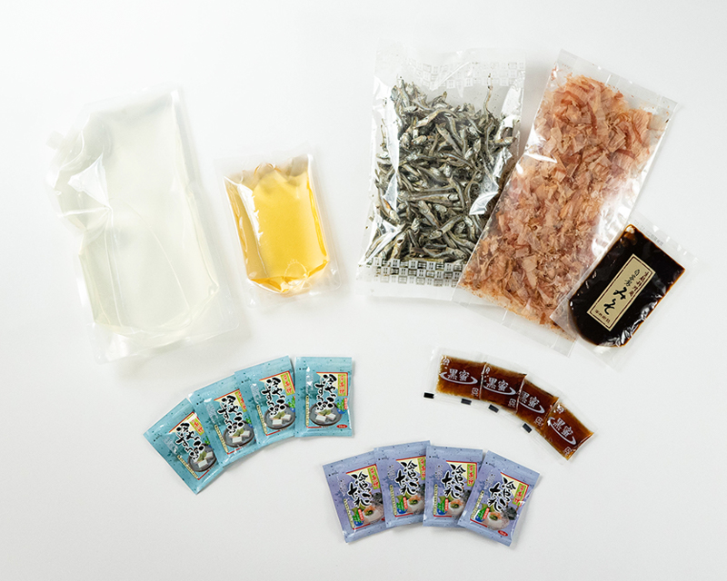 Seasonings, additives, and dry food packaging